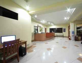 Lobi 2 Woodland Hotel