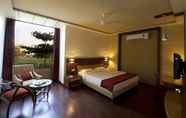 Bedroom 3 Lariya Resort