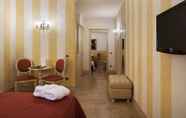 Bedroom 6 Hotel Cavour