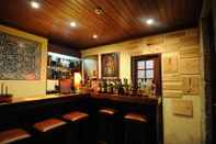 Quầy bar, cafe và phòng lounge Corredoura Garden Alojamento