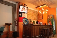 บาร์ คาเฟ่ และเลานจ์ Hostal Amigo - Hostel