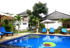 Hồ bơi 2 Terang Bulan Cottages