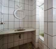 Phòng tắm bên trong 3 Barra Nortel Hotel