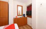Bedroom 4 Hotel Ramakrishna