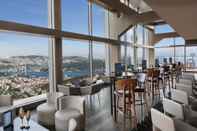 Bar, Cafe and Lounge Renaissance Istanbul Polat Bosphorus Hotel