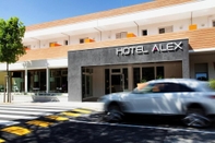 Exterior Hotel Alex