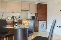 ห้องนอน Southampton Serviced Apartment