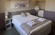 Kamar Tidur 7 The Kings Head