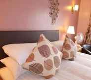 Kamar Tidur 7 Penryn Guest House