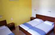 Bedroom 7 Hotel Fani