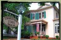 Bangunan Charles Bass House Bed & Breakfast