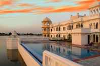 Hồ bơi juSTa Lake Nahargarh Palace