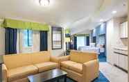 Common Space 3 Days Inn by Wyndham Tamworth