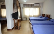 Kamar Tidur 5 Hotel Palmarena Plaza