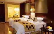 Bedroom 5 Golden Eagle Summit Hotel Kunming
