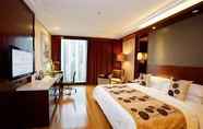 Bedroom 7 Golden Eagle Summit Hotel Kunming