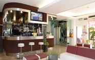 Bar, Kafe, dan Lounge 5 Trocadero