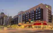 Bangunan 2 Courtyard by Marriott Newark Downtown