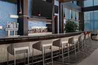 Bar, Cafe and Lounge Embassy Suites Knoxville West