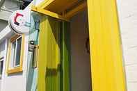 Exterior 710 Guest house Yellow