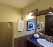 In-room Bathroom 3 Blue Angel Resort