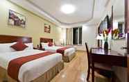 Kamar Tidur 5 Asiatic Hotel by LaGuardia Airport