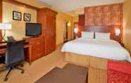 Bedroom 2 Courtyard by Marriott Pittsburgh North/Cranberry Woods