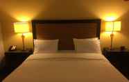 Kamar Tidur 5 Hampton Inn & Suites Raleigh Downtown