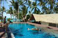 Kolam Renang Coconut Beach Resort