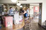 Bar, Cafe and Lounge Cuckoo Brow Inn