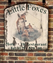 Bên ngoài 4 Little Foxes Hotel