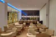 Bar, Cafe and Lounge Four Points by Sheraton New Delhi, Airport Highway