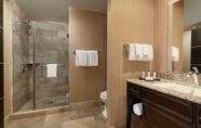 In-room Bathroom 4 Embassy Suites by Hilton Salt Lake West Valley City