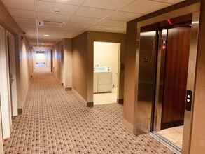 Lobi 4 Microtel Inn And Suites Sayre PA