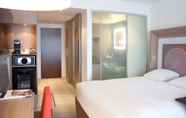 Bedroom 2 Novotel London Blackfriars