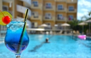 Swimming Pool 2 Sunny Bay Hotel