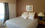Bedroom 2 Lakeside Inn