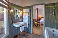 In-room Bathroom Hotel Le Rayon Vert