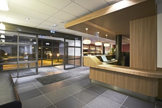 Lobby 4 Kyriad Douai Dechy