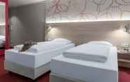 Kamar Tidur 7 Serways Hotel Siegburg West