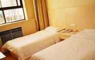 Kamar Tidur 4 Datong Purple Jade Hotel