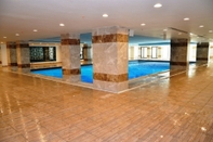 Swimming Pool Ramada Plaza by Wyndham Malatya Altin Kayisi