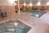 Swimming Pool Residence Inn by Marriott Williamsport