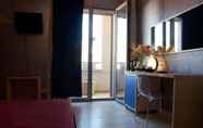 Bedroom 7 Alixia's Suites