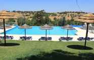 Swimming Pool 5 Hotel O Gato