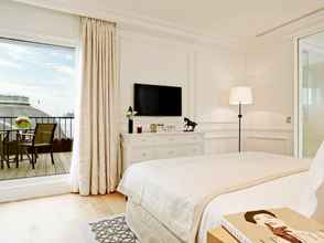 Bedroom 4 Grand Hotel du Palais Royal