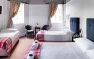 Bedroom 6 Grand Hotel