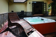 Kemudahan Hiburan The Windflower Resorts & Spa