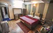 Kamar Tidur 5 WOWSTAYZ Hotel Sahiwa