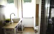 Toilet Kamar 2 Pigneto Luxury Rooms